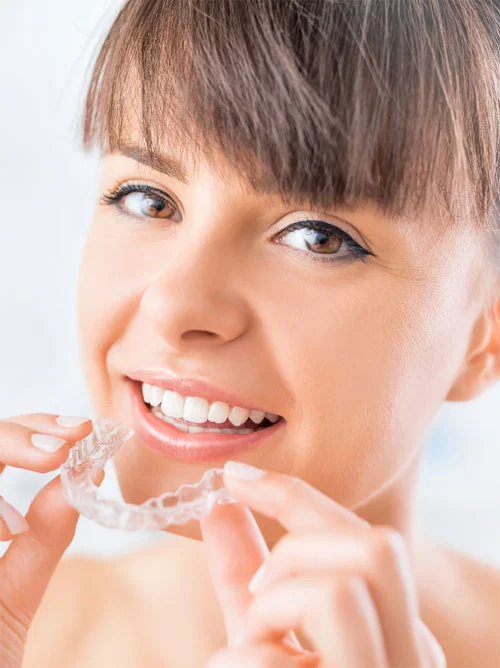 Welcoming Everbright Smiles dental clinic in Scarborough